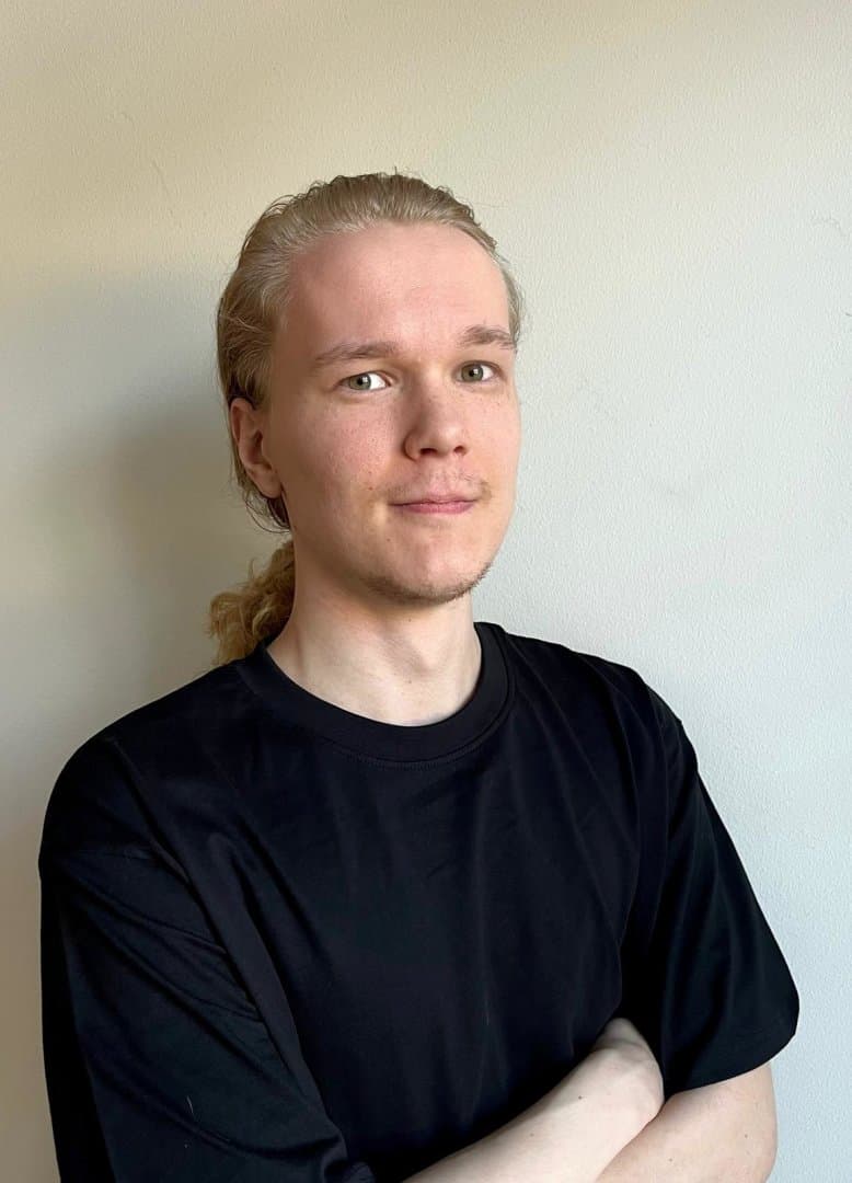 Akseli Saari